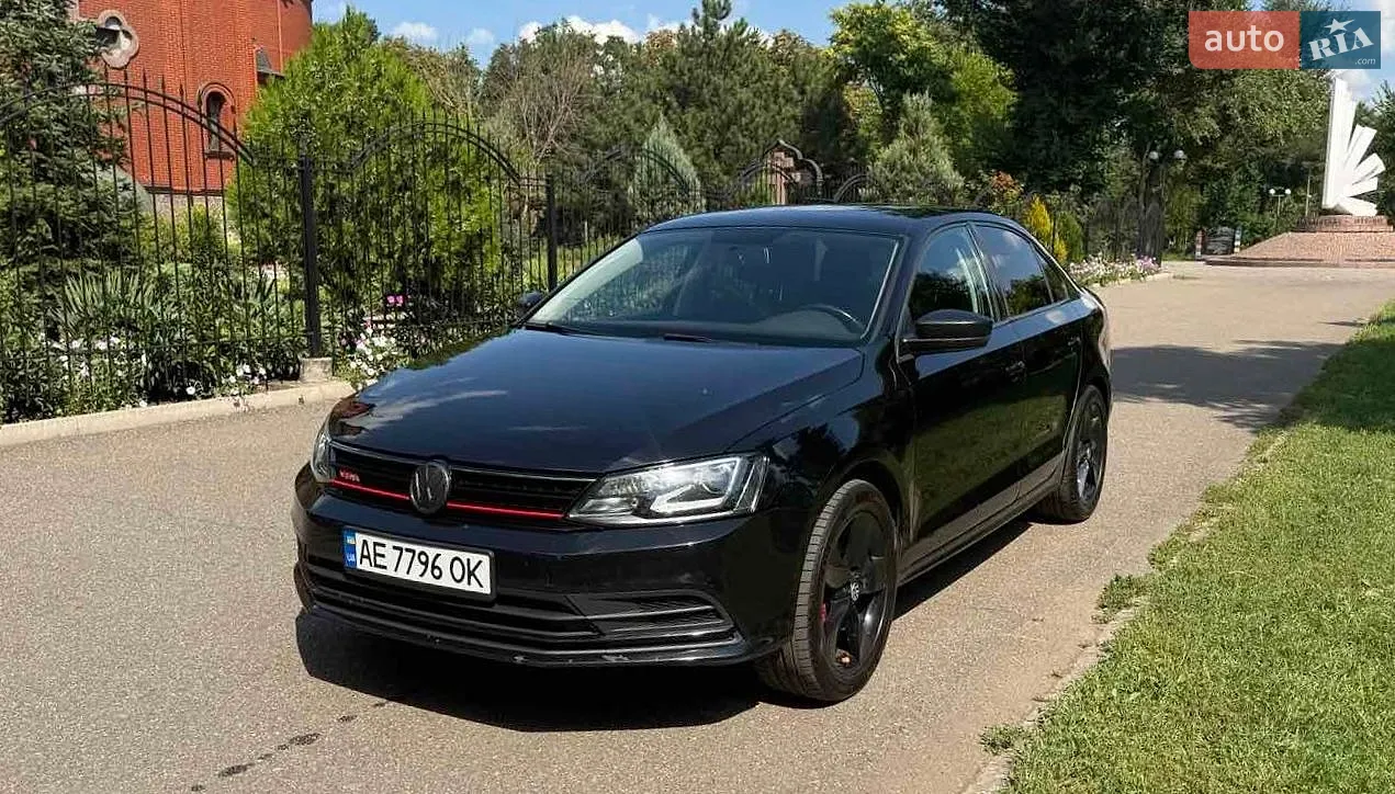 2015 Volkswagen Jetta - фото 1