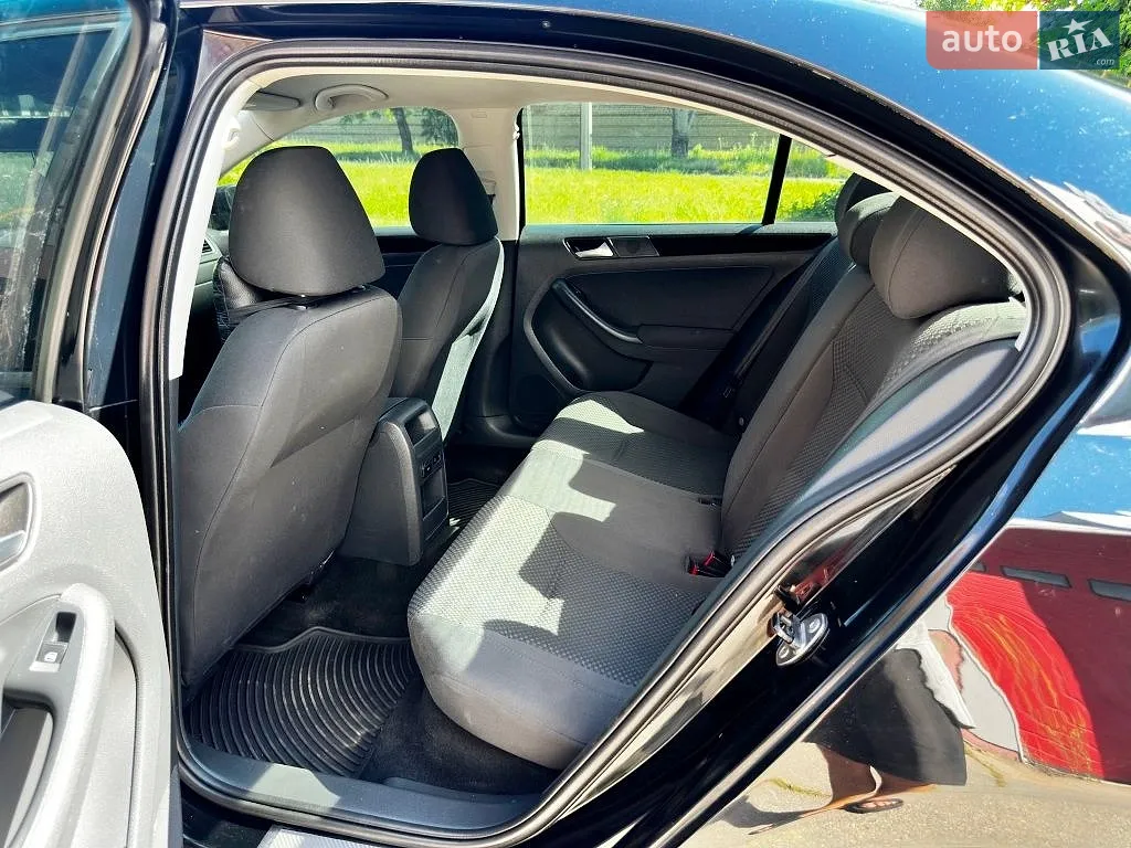 2011 Volkswagen Jetta - мініатюра 27