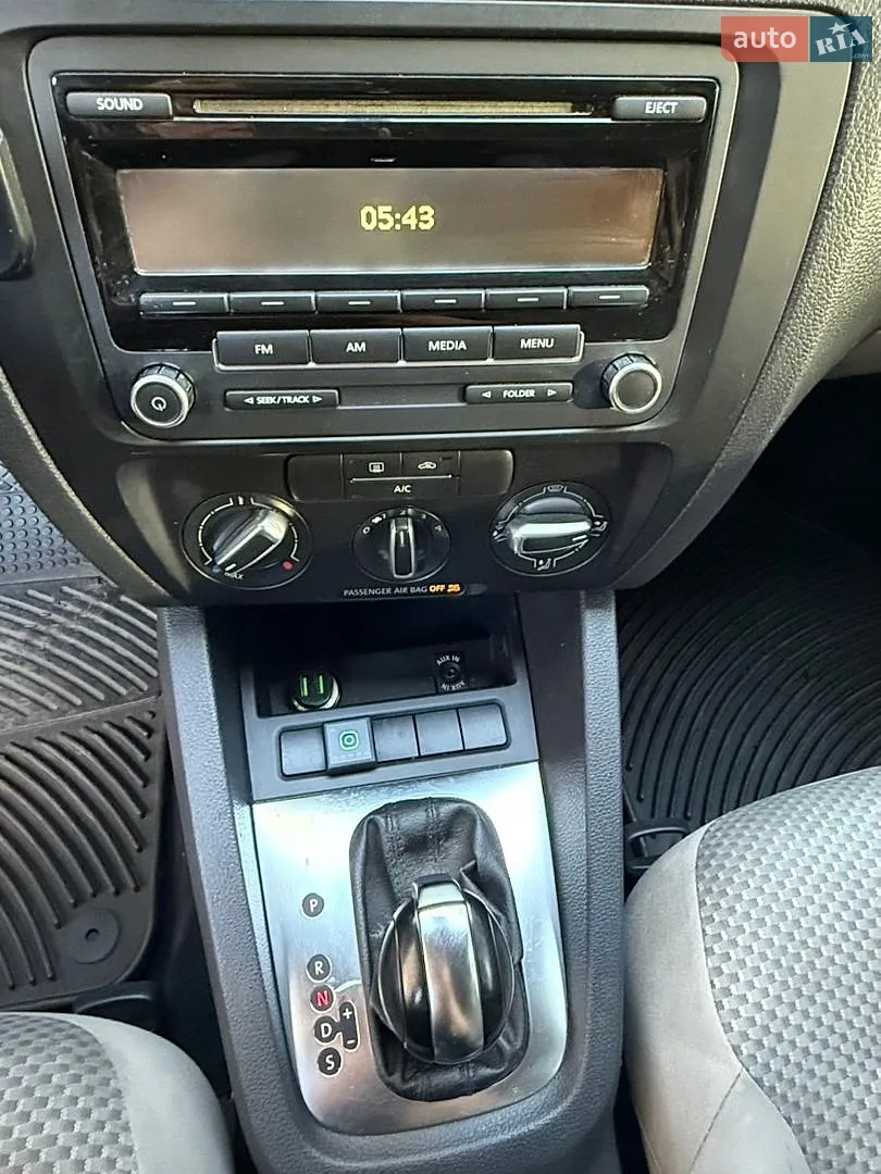 2011 Volkswagen Jetta - мініатюра 13