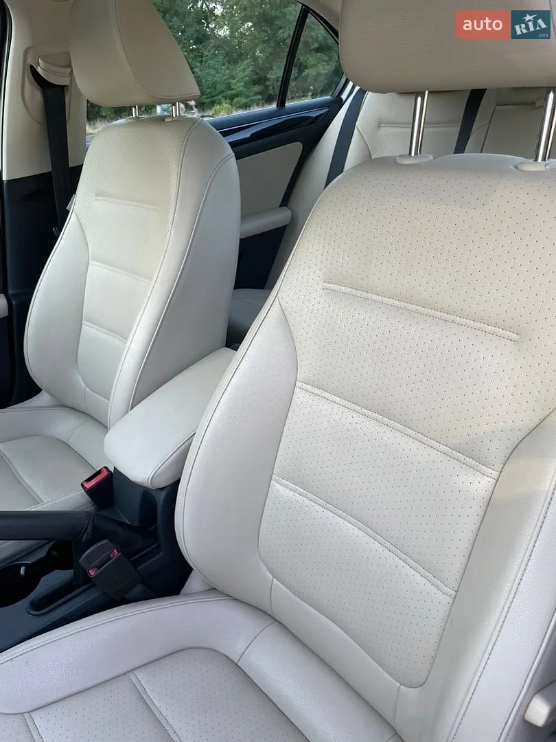 2015 Volkswagen Jetta - мініатюра 30