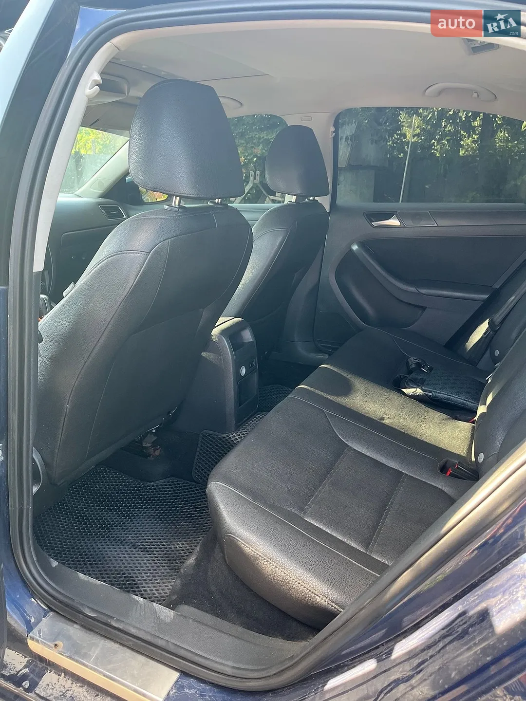 2010 Volkswagen Jetta - мініатюра 13
