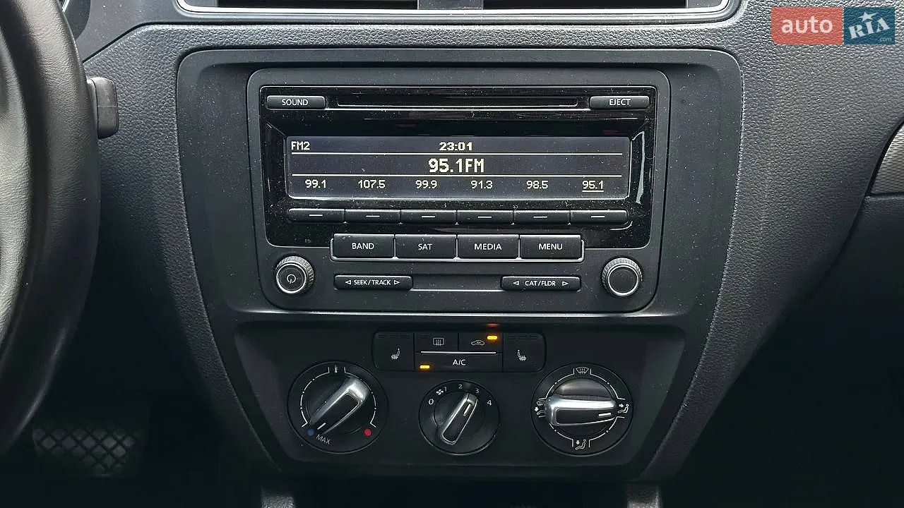 2014 Volkswagen Jetta - мініатюра 21