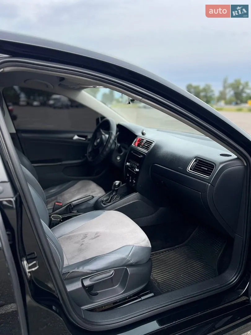 2012 Volkswagen Jetta - мініатюра 9