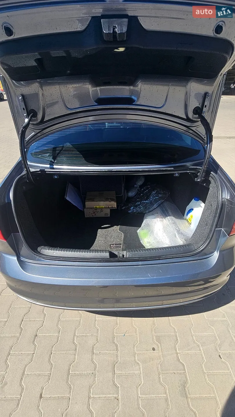 2015 Volkswagen Jetta - мініатюра 30