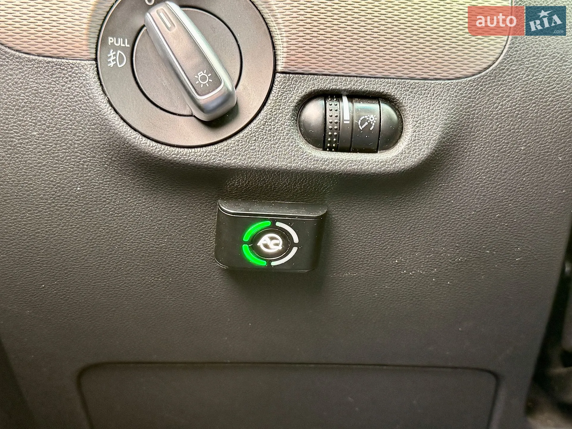 2014 Volkswagen Jetta - мініатюра 21