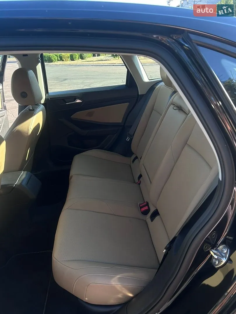 2018 Volkswagen Jetta - мініатюра 31