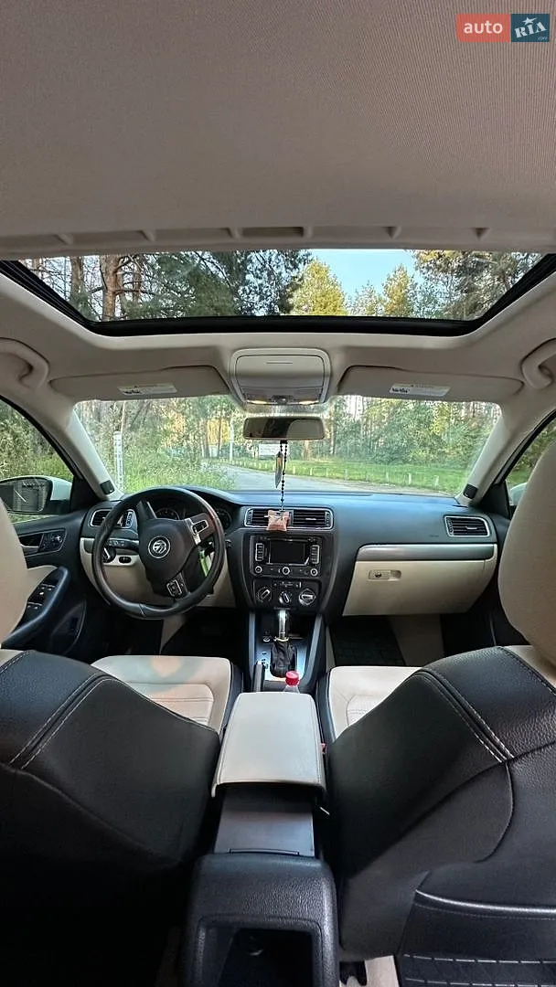 2012 Volkswagen Jetta - мініатюра 8