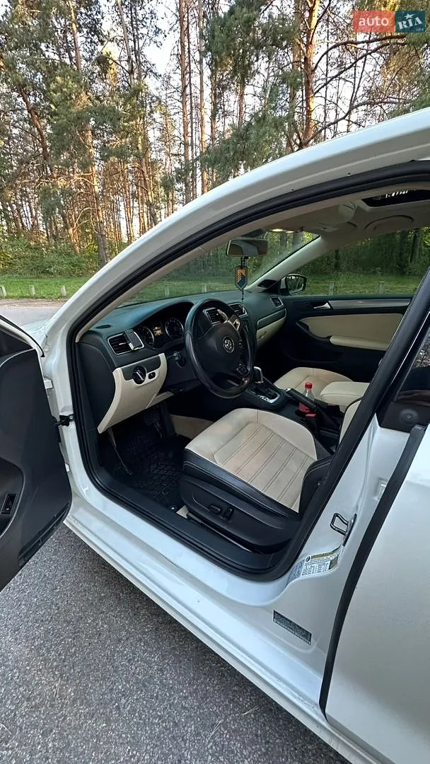 2012 Volkswagen Jetta - мініатюра 10