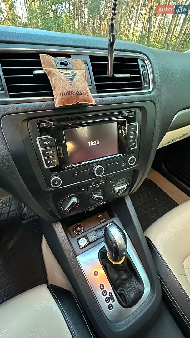2012 Volkswagen Jetta - мініатюра 15