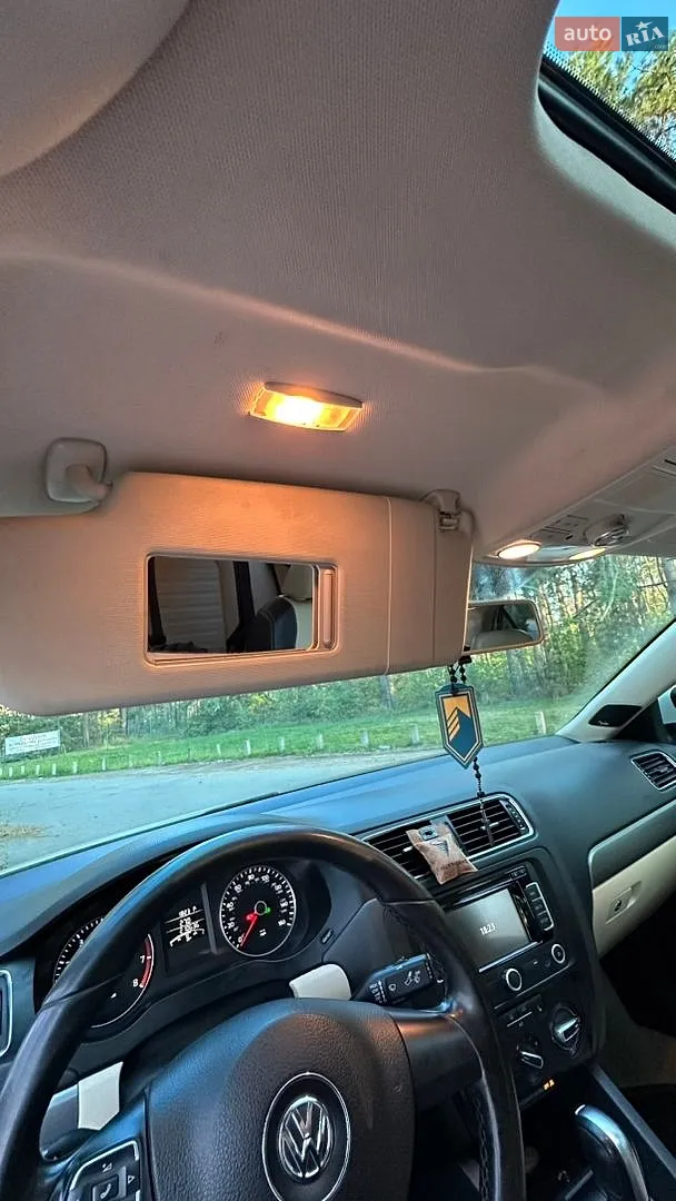 2012 Volkswagen Jetta - мініатюра 19