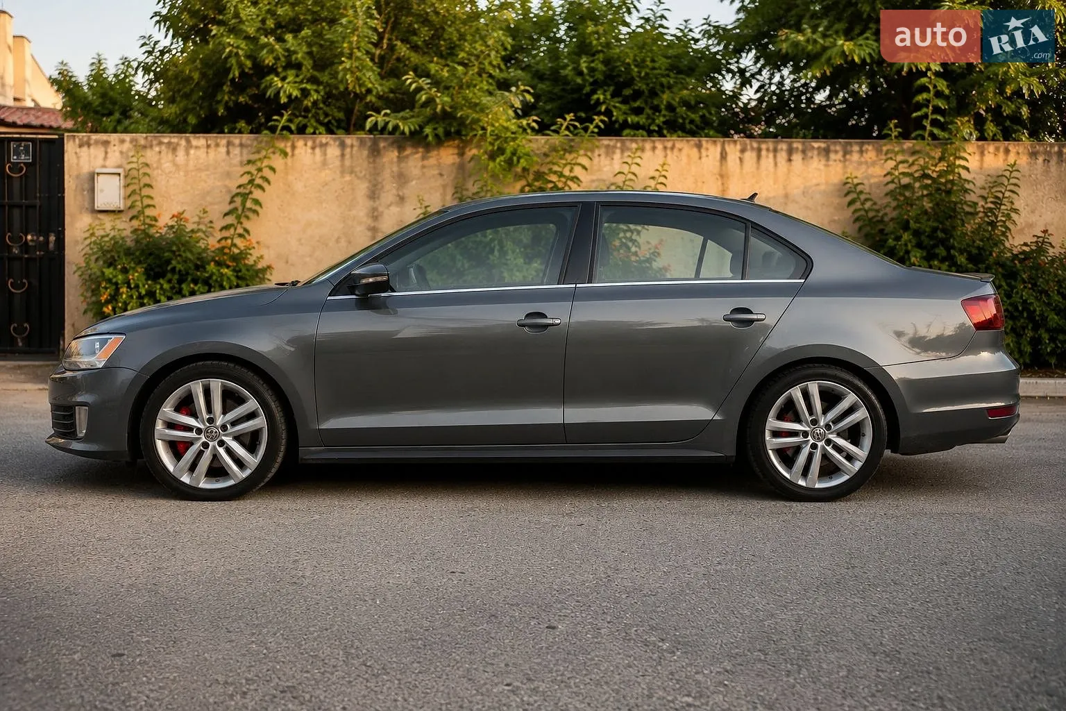 2012 Volkswagen Jetta - мініатюра 2