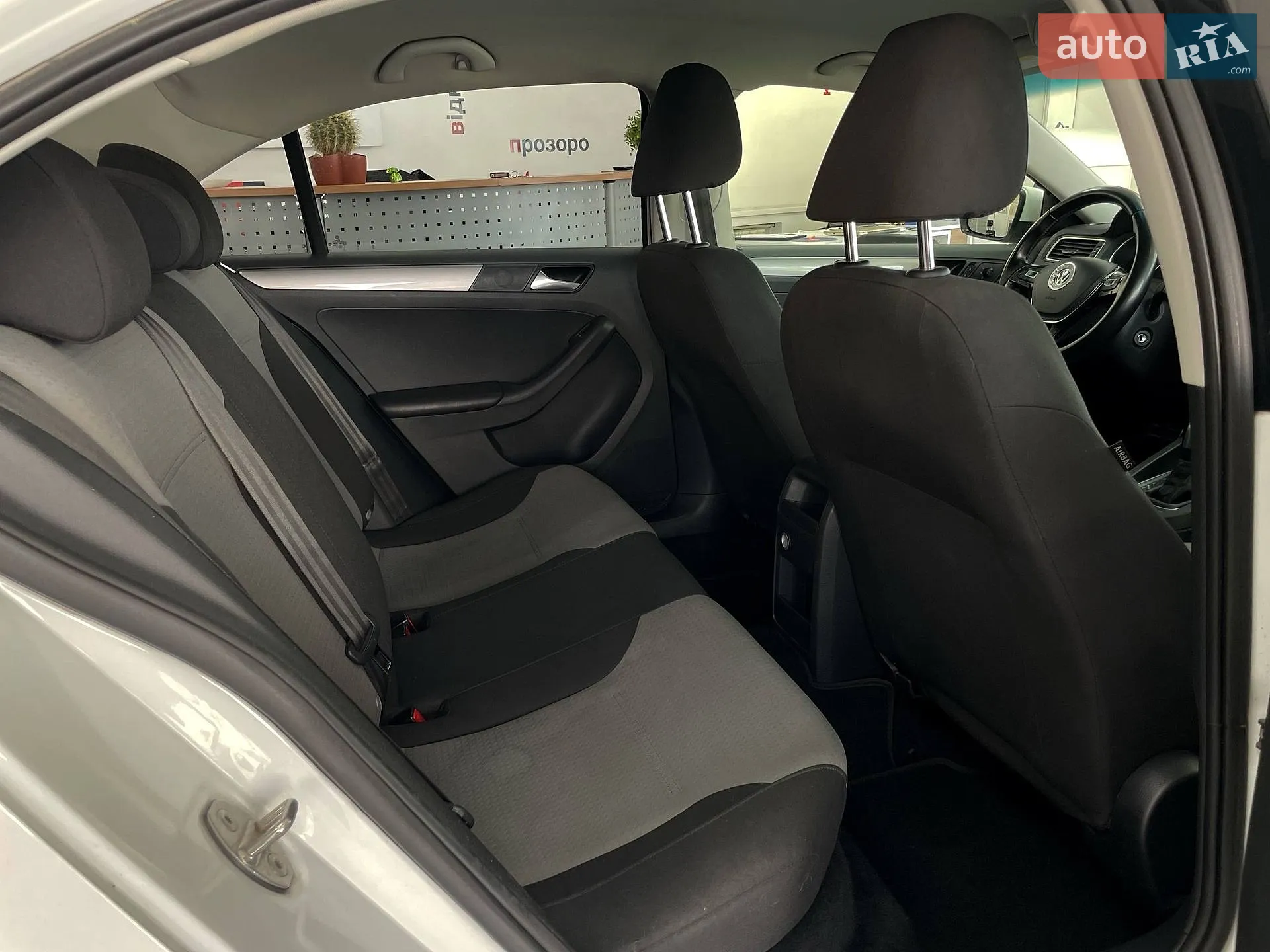 2017 Volkswagen Jetta - мініатюра 24