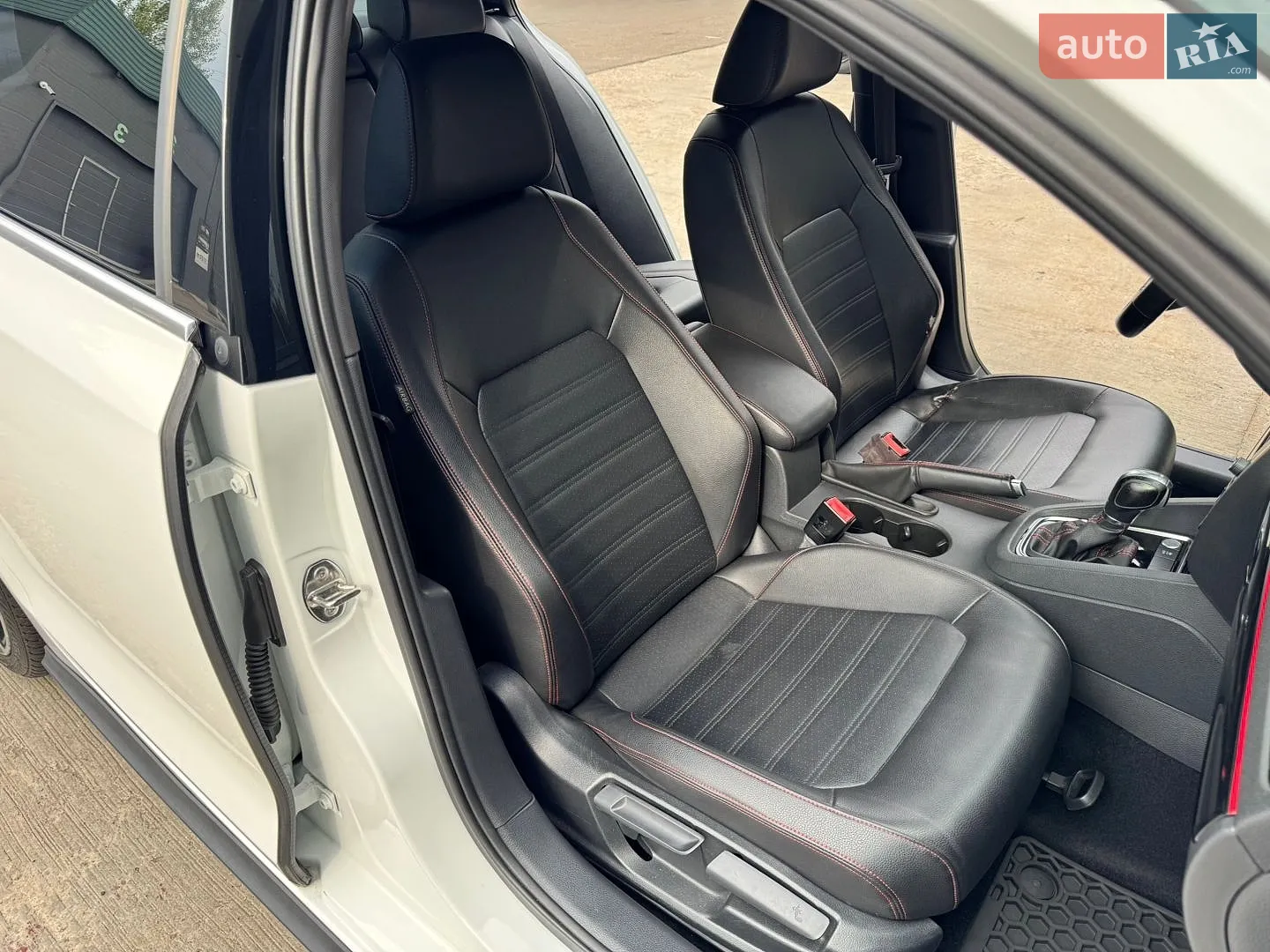 2017 Volkswagen Jetta - мініатюра 36