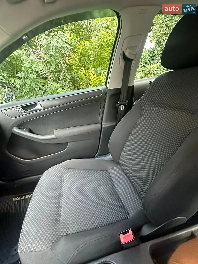 2011 Volkswagen Jetta - мініатюра 46