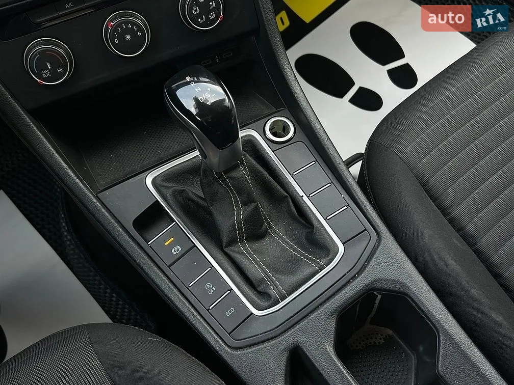 2022 Volkswagen Jetta - мініатюра 22