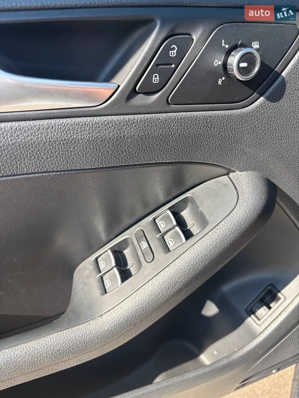 2012 Volkswagen Jetta - мініатюра 20