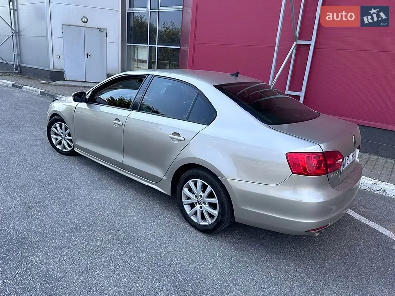 Volkswagen Jetta 2012