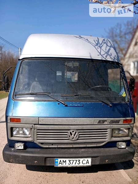 Вантажопасажирський фургон Volkswagen LT 1994 в 