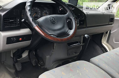 Грузовой фургон Volkswagen LT 2005 в Полонном