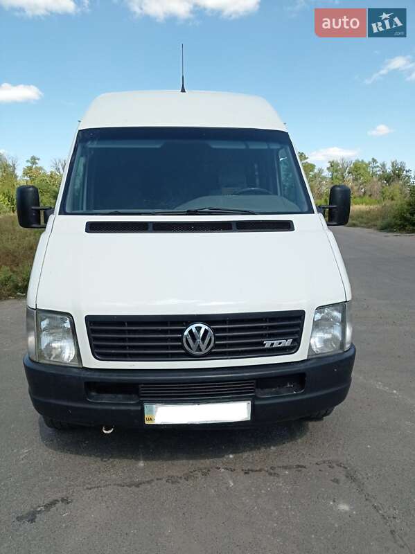 Мікроавтобус Volkswagen LT 2006 в Ужгороді