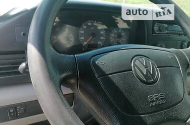 Грузовой фургон Volkswagen LT 2004 в 