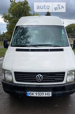 Вантажний фургон Volkswagen LT 2004 в Сарнах