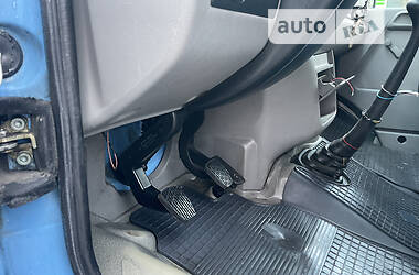 Вантажний фургон Volkswagen LT 2005 в 