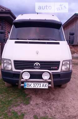 Грузопассажирский фургон Volkswagen LT 2003 в 