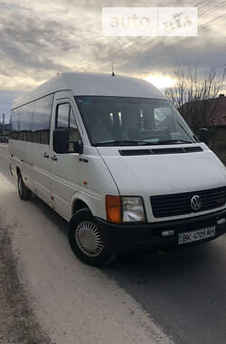 Микроавтобус Volkswagen LT 2000 в Сарнах