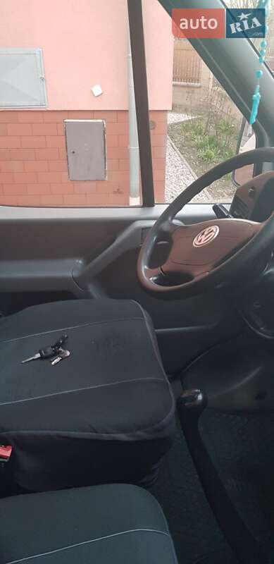 Універсал Volkswagen LT 2006 в Хусті