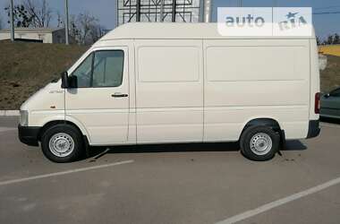 Грузовой фургон Volkswagen LT 2004 в Виннице