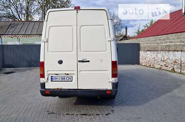 Вантажний фургон Volkswagen LT 2005 в Малині