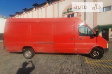 Вантажний фургон Volkswagen LT 2006 в Львові