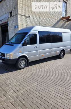 Вантажопасажирський фургон Volkswagen LT 2005 в Сумах