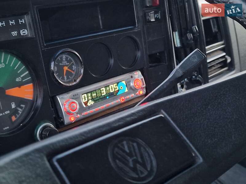 Вантажний фургон Volkswagen LT 1995 в Рівному