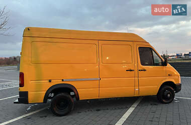 Вантажний фургон Volkswagen LT 2006 в Мукачевому