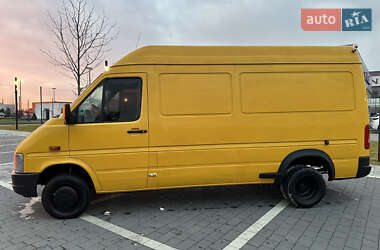 Вантажний фургон Volkswagen LT 2006 в Мукачевому