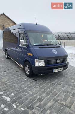 Вантажопасажирський фургон Volkswagen LT 2006 в Луцьку