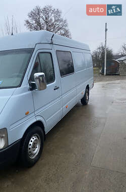 Вантажопасажирський фургон Volkswagen LT 2004 в Косові