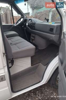 Грузовой фургон Volkswagen LT 2006 в Прилуках