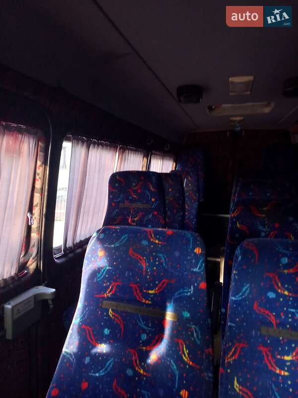 Микроавтобус Volkswagen LT 2004 в Киеве