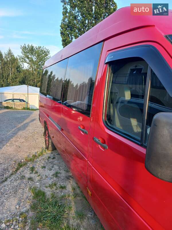 Микроавтобус Volkswagen LT 2004 в Киеве