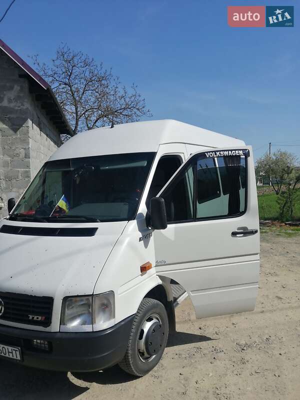 Мікроавтобус Volkswagen LT 2002 в Ужгороді