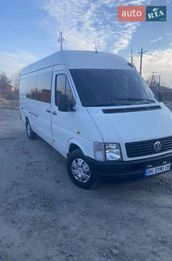 Грузовой фургон Volkswagen LT 2005 в Львове