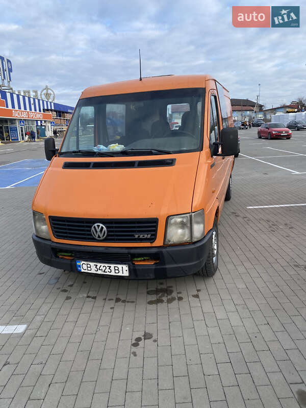 Грузопассажирский фургон Volkswagen LT 2002 в 
