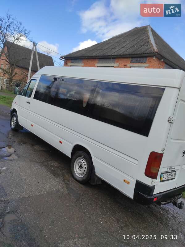 Микроавтобус Volkswagen LT 2006 в Хусте