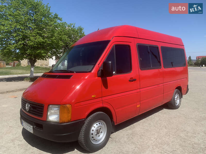 Вантажопасажирський фургон Volkswagen LT 1998 в Хотині