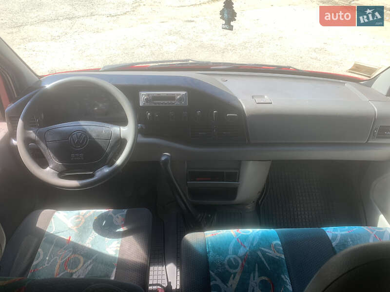 Вантажопасажирський фургон Volkswagen LT 1998 в Хотині
