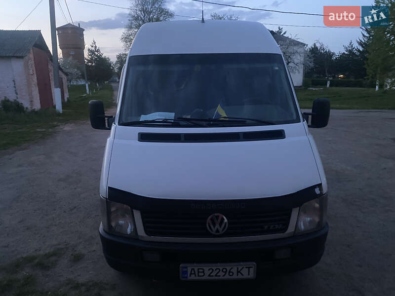Вантажний фургон Volkswagen LT 2004 в Жмеринці