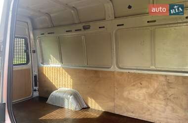 Вантажний фургон Volkswagen LT 2005 в 